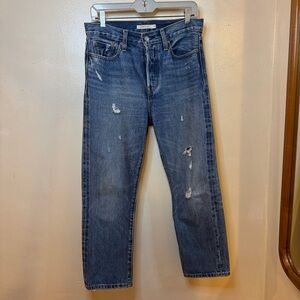 Levi’s Wedgie Straight - Size 28 Medium Wash